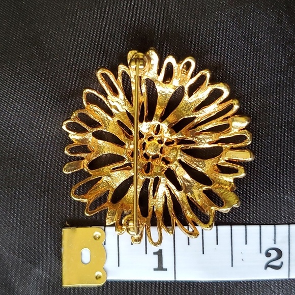 Anne Klein Flower Brooch - Picture 4 of 5